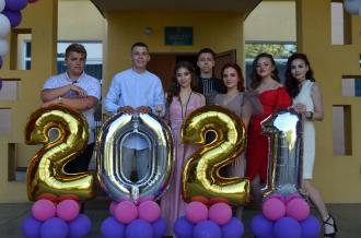/Files/images/2020-2021/jittya_gmnaz/vipuskniy/IMG-a6f1a694fc17a8f9a4763e7205ec9f29-V.jpg