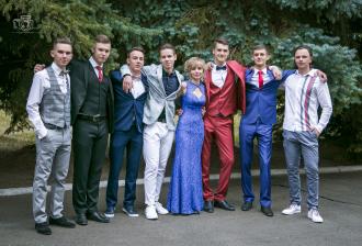 http://slobozhanska-gimnasiya2.kh.sch.in.ua/podii_gimnazii/foto/vipusk_2018/